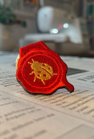 てんとう虫の刺繍リング