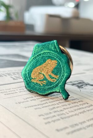 カエルの刺繍リング