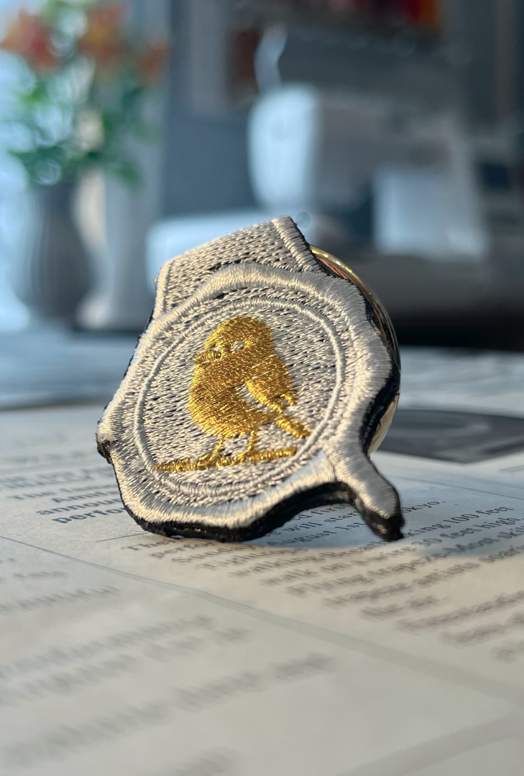 シマエナガの刺繍リング