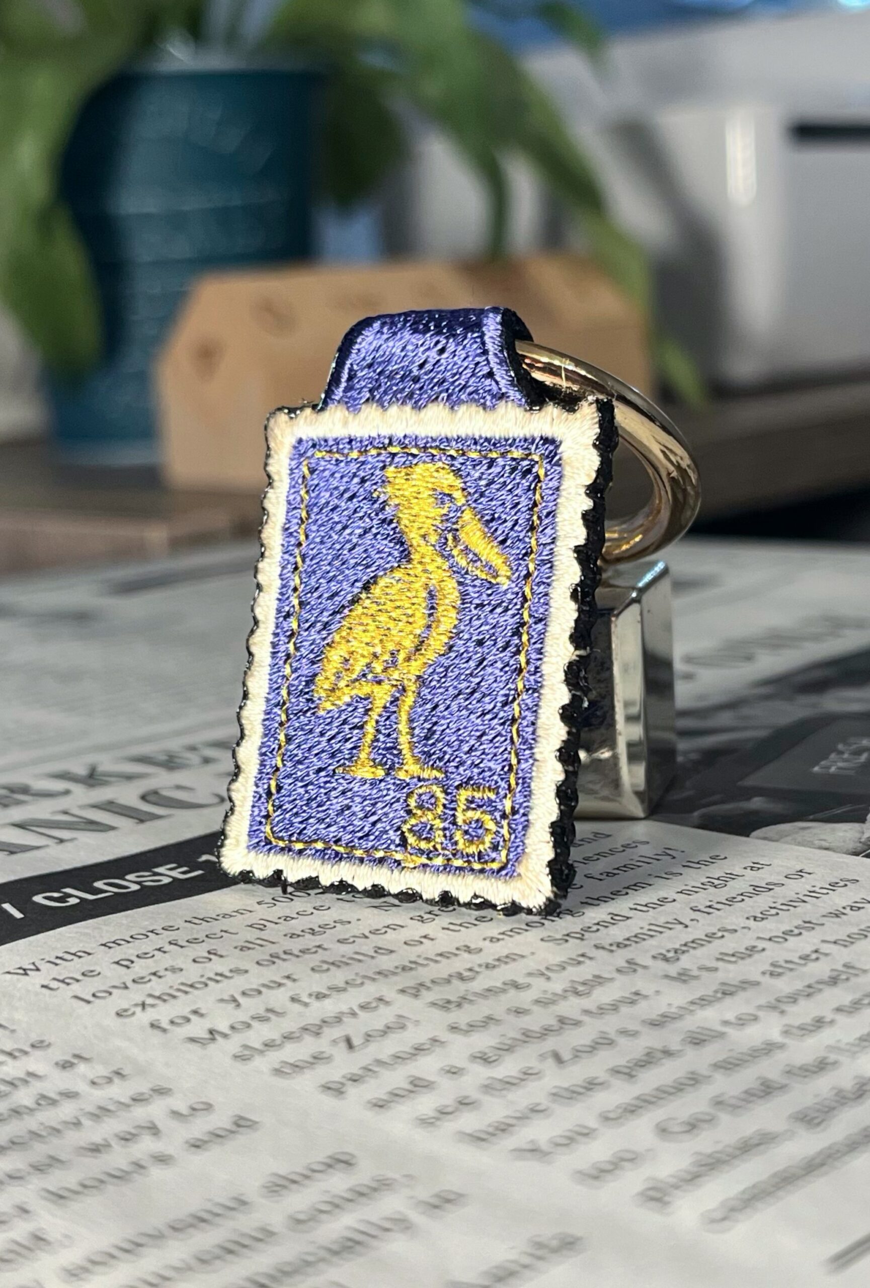 ハシビロコウの刺繍リング - 画像 (2)