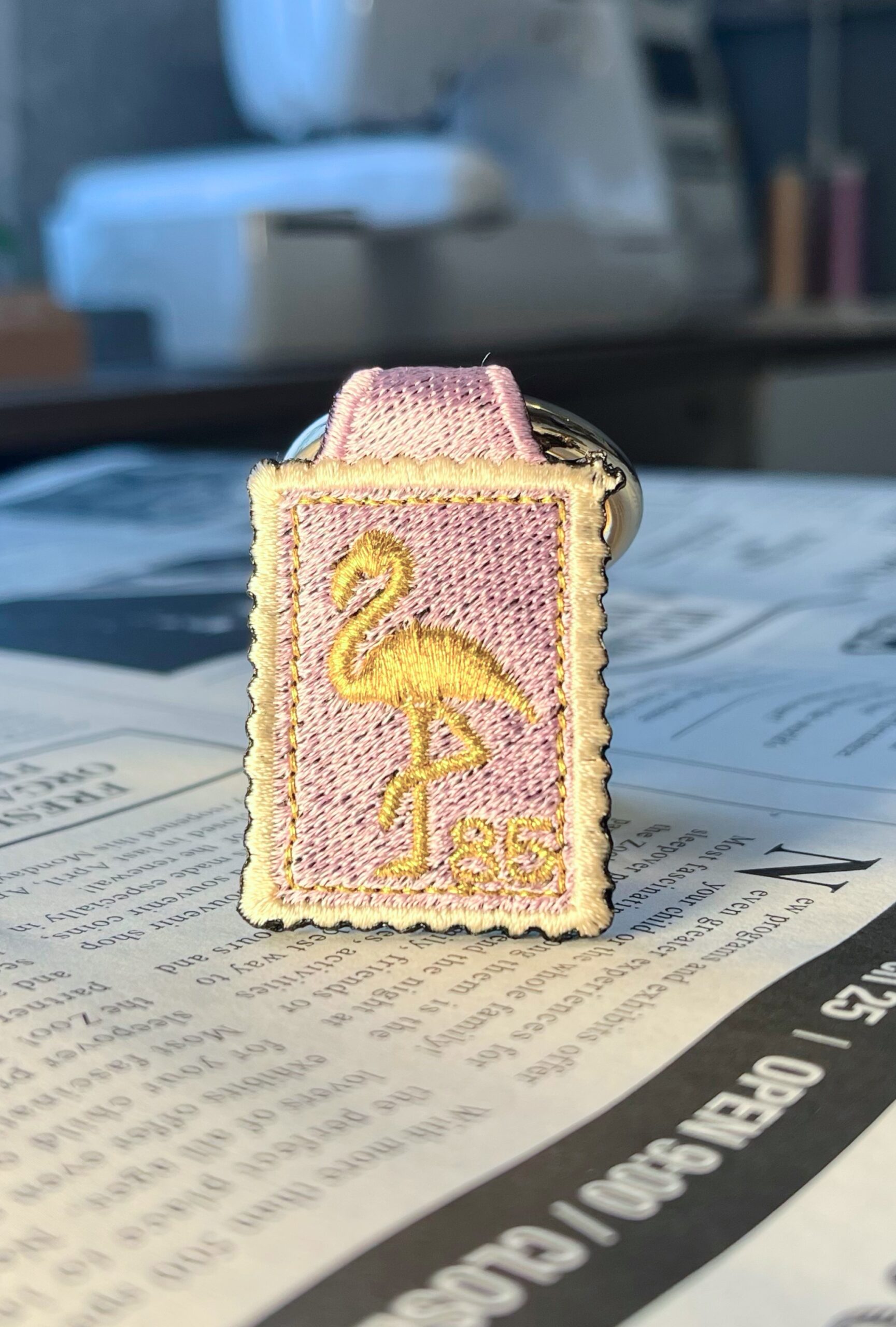 フラミンゴの刺繍リング - 画像 (2)