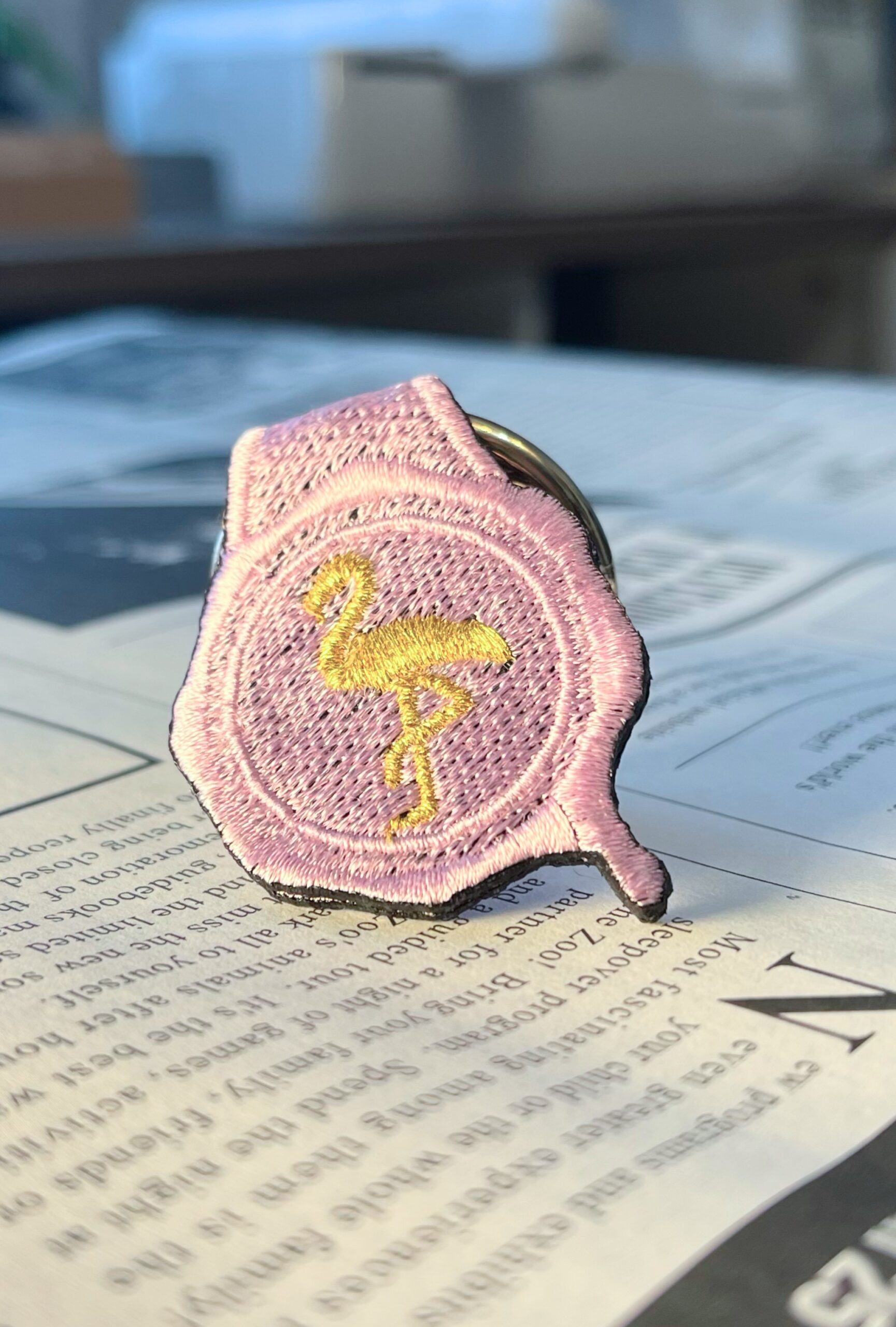 フラミンゴの刺繍リング