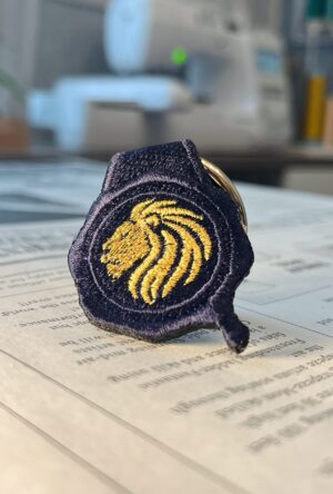 獅子の刺繍リング