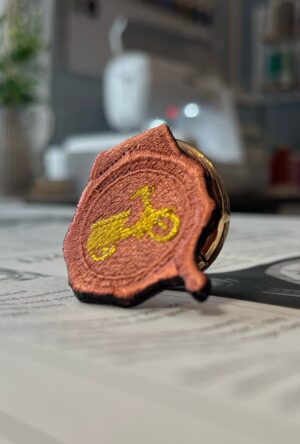 レトロバイクの刺繍リング