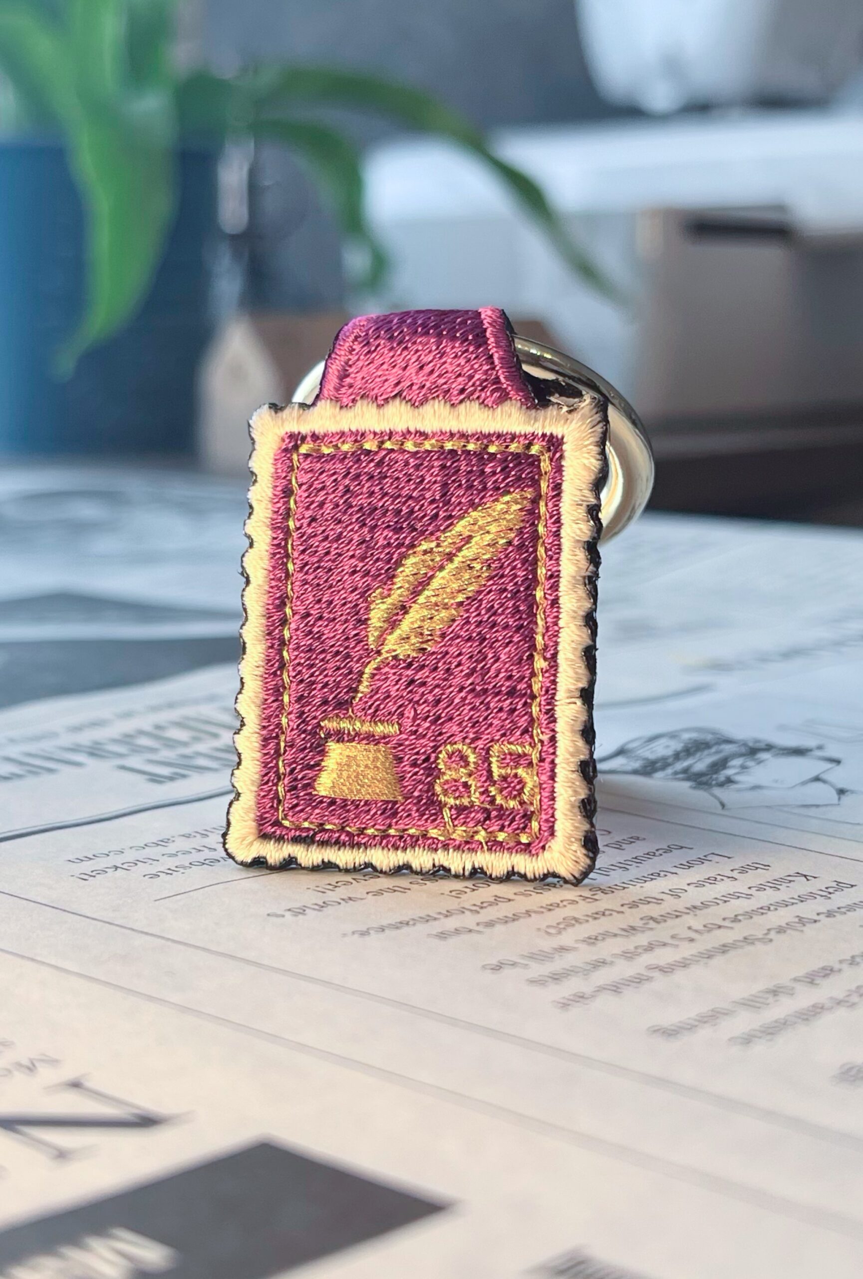 羽ペンの刺繍リング - 画像 (2)